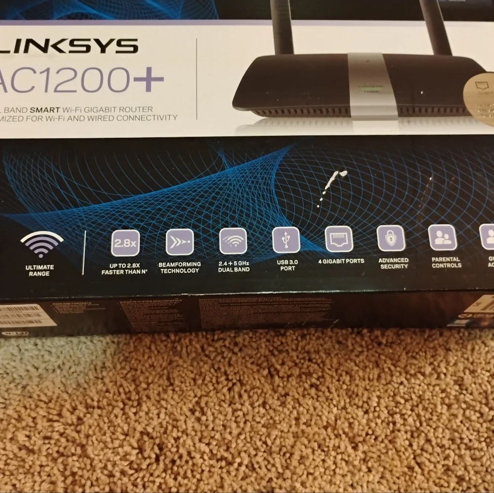 Linksys AC1200 Router - Picture 8 of 9